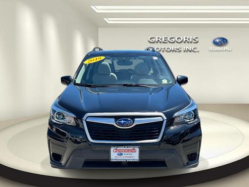 Crystal Black Silica 2019 Subaru Forester Premium