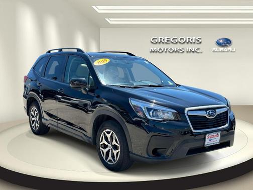 Crystal Black Silica 2019 Subaru Forester Premium
