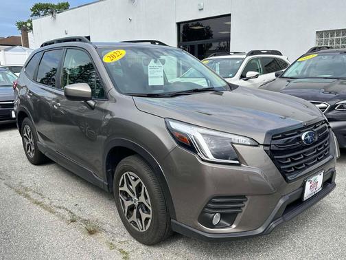 2022 Subaru Forester Premium