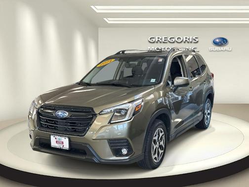 2024 Subaru Forester Premium
