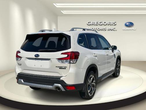 2022 Subaru Forester Touring