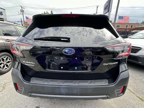 2022 Subaru Outback Premium
