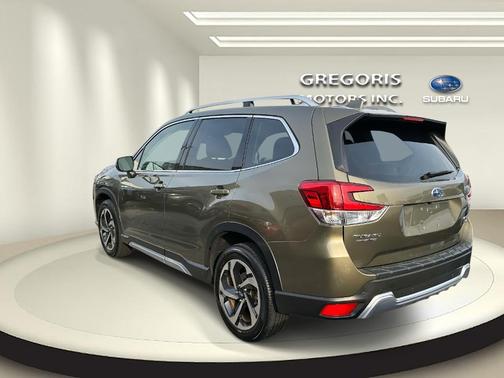 2023 Subaru Forester Touring