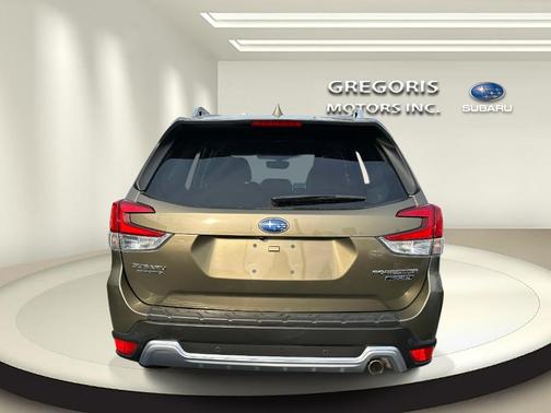 2023 Subaru Forester Touring