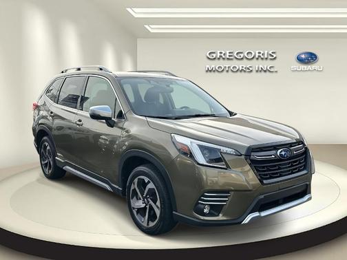 2023 Subaru Forester Touring