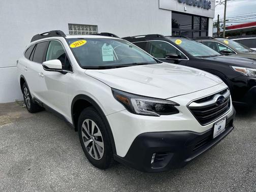 2022 Subaru Outback Premium