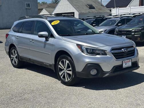 Ice Silver Metallic 2019 Subaru Outback 2.5i Limited
