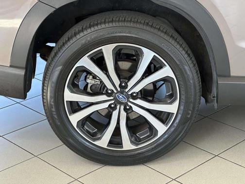 Brilliant Bronze Metallic 2023 Subaru Forester Limited