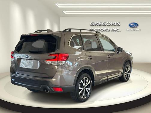 Brilliant Bronze Metallic 2023 Subaru Forester Limited