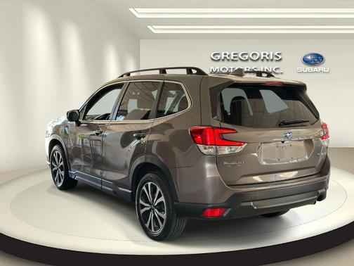 Brilliant Bronze Metallic 2023 Subaru Forester Limited