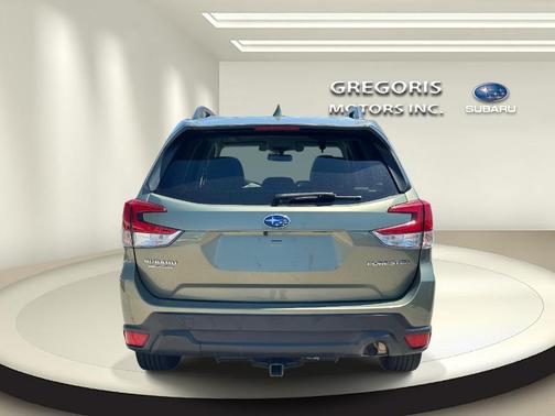 Jasper Green Metallic 2020 Subaru Forester Premium