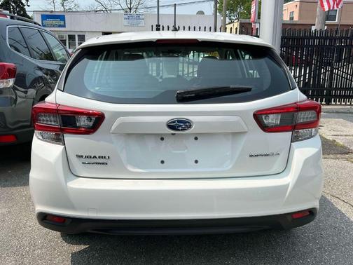 2022 Subaru Impreza Base