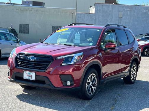 2022 Subaru Forester Premium