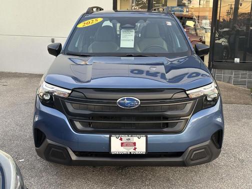 2025 Subaru Forester Base