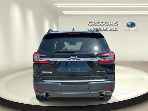 Crystal Black Silica 2023 Subaru Ascent Premium 7-Passenger
