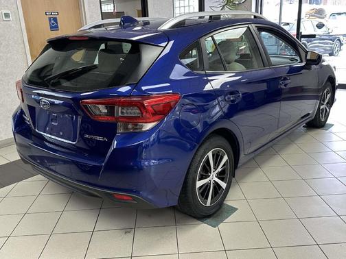 2023 Subaru Impreza Premium