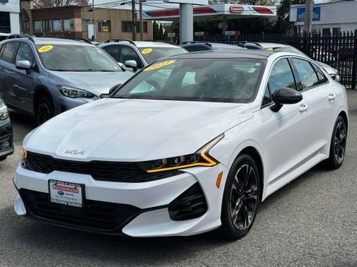 2023 Kia K5 GT-Line