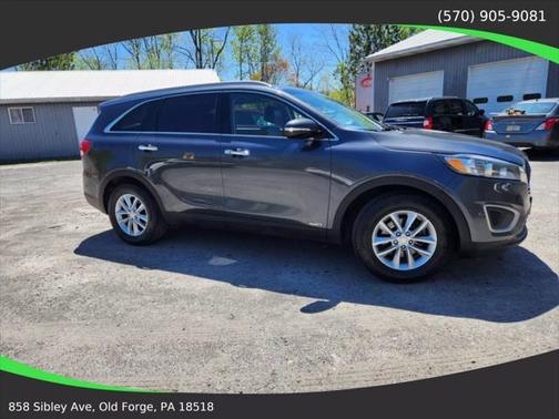 2017 Kia Sorento LX