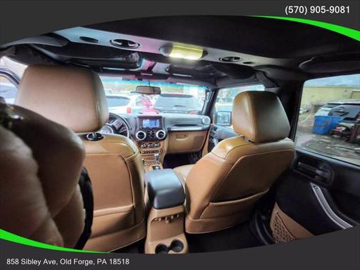 2013 Jeep Wrangler Unlimited Sahara