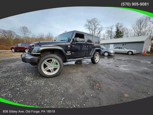 2013 Jeep Wrangler Unlimited Sahara