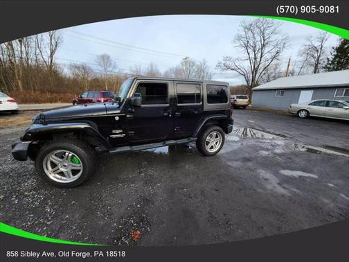 2013 Jeep Wrangler Unlimited Sahara
