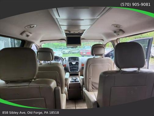 2014 Chrysler Town & Country Touring