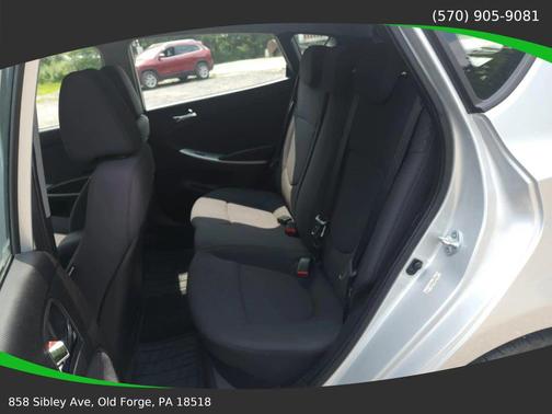 2013 Hyundai Accent SE