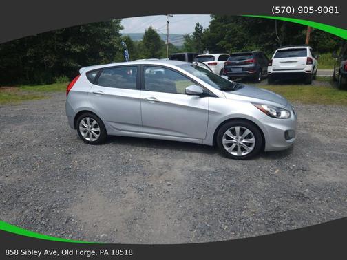 2013 Hyundai Accent SE