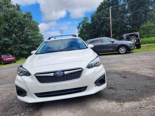 2017 Subaru Impreza 2.0i Premium
