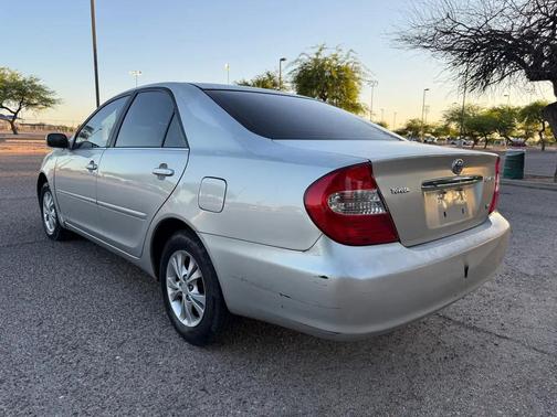 Lunar Mist Metallic 2004 Toyota Camry LE V6