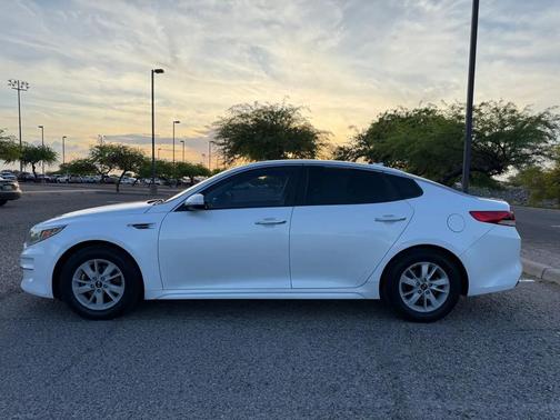 2016 Kia Optima LX