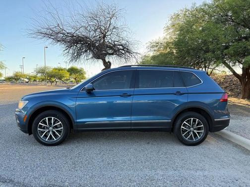 Blue 2020 Volkswagen Tiguan 2.0T SE