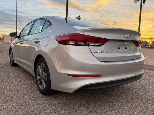 2018 Hyundai ELANTRA Limited
