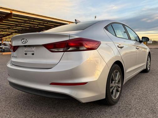 2018 Hyundai ELANTRA Limited