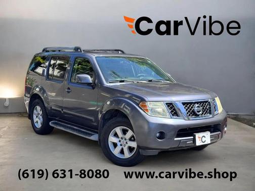 2010 Nissan Pathfinder SE