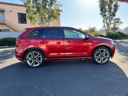 2014 Ford Edge Sport