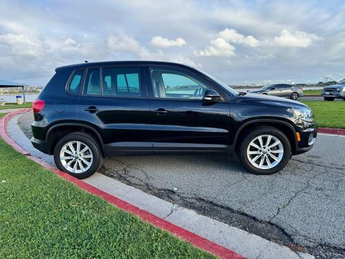 2014 Volkswagen Tiguan Auto SE