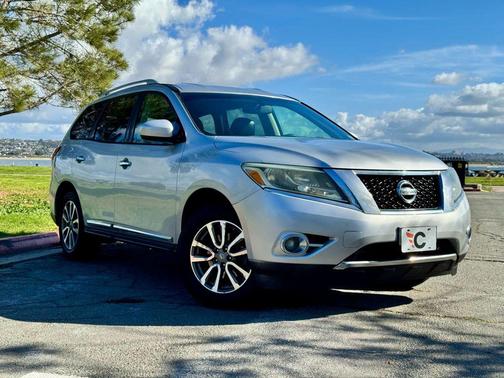 2013 Nissan Pathfinder SL
