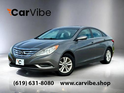 2013 Hyundai SONATA GLS