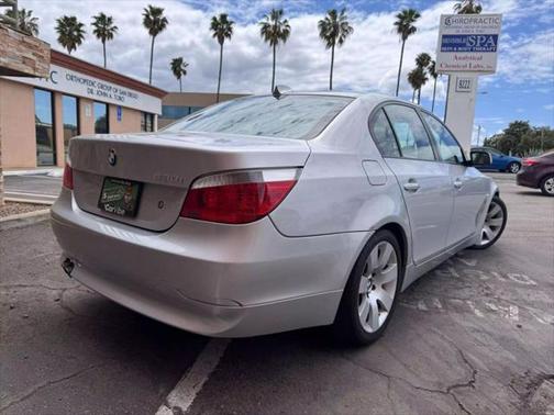 2004 BMW 530 530i Sedan 4D