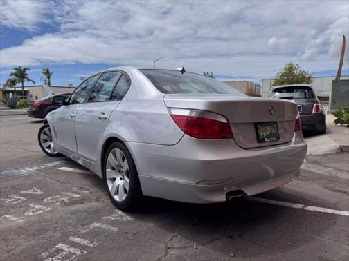 2004 BMW 530 530i Sedan 4D