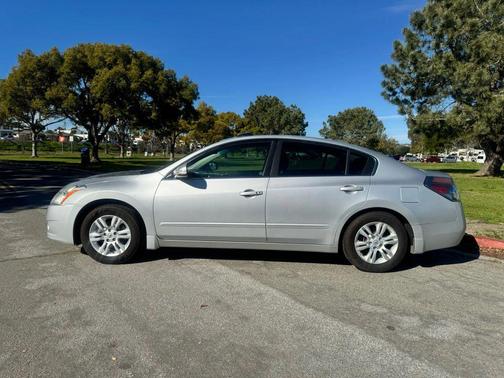 2012 Nissan Altima 2.5 SL