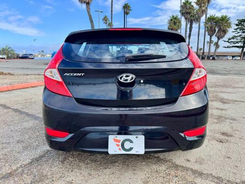 2013 Hyundai Accent SE