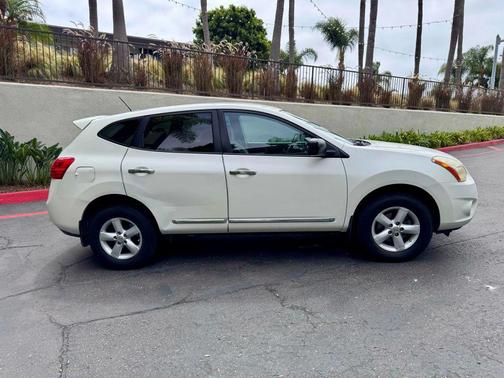 2012 Nissan Rogue S