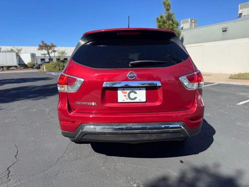 2015 Nissan Pathfinder S