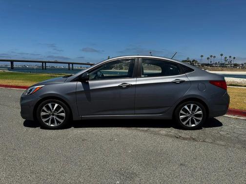 2017 Hyundai Accent Value Edition
