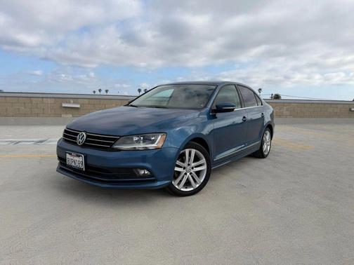 2017 Volkswagen Jetta 1.8T SEL