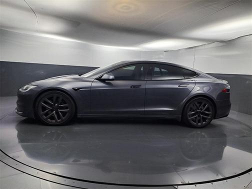 2021 Tesla Model S Plaid