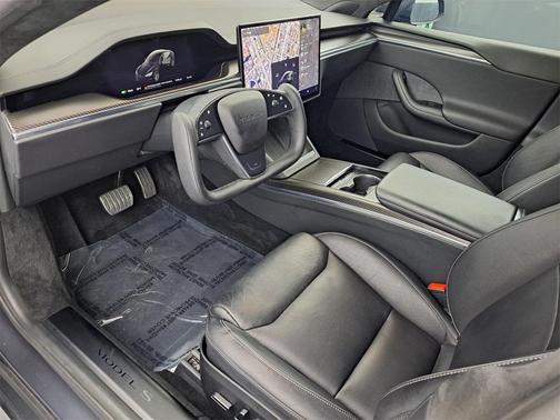 2021 Tesla Model S Plaid