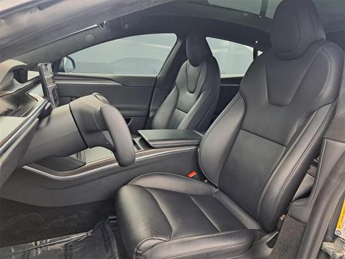 2021 Tesla Model S Plaid